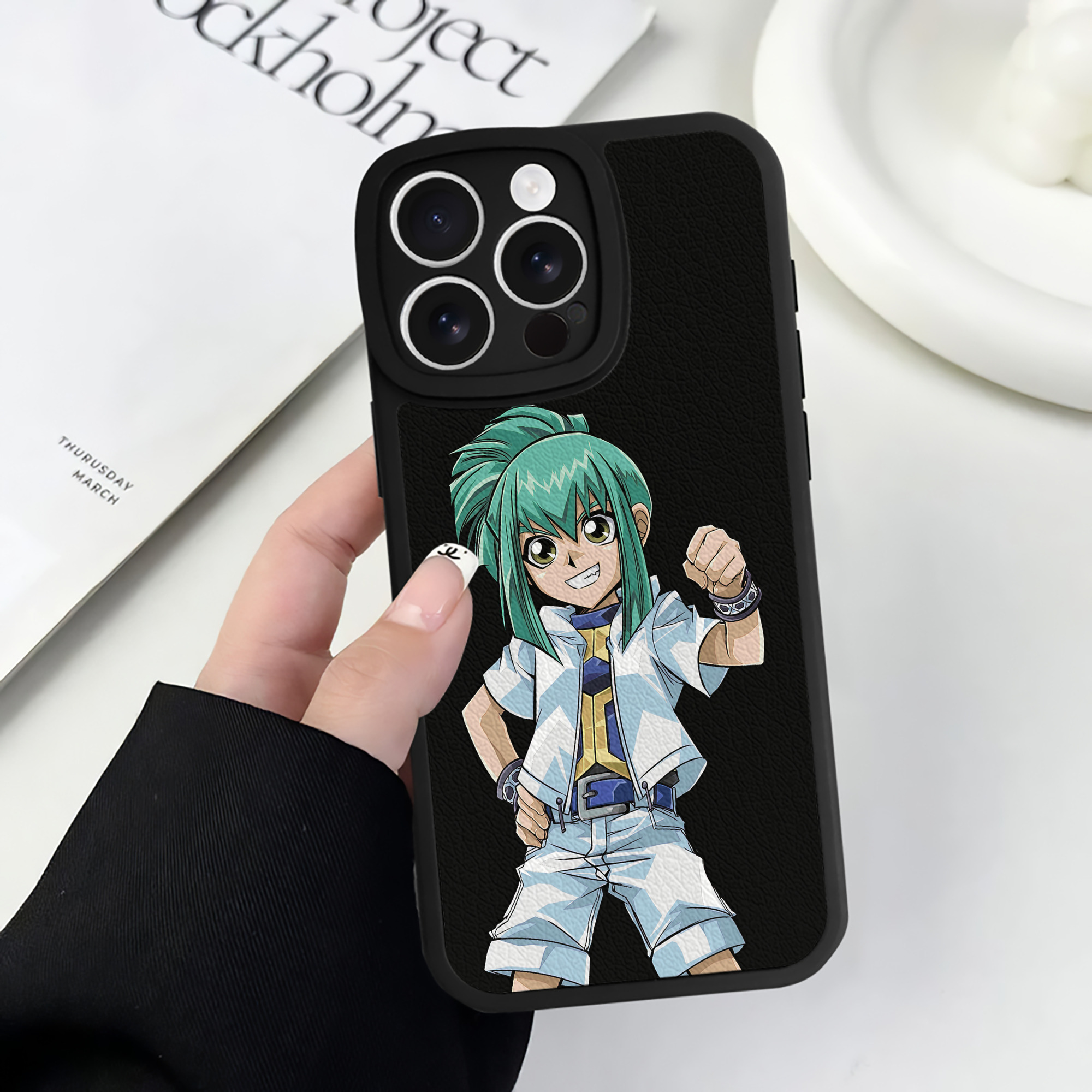 遊☆戯☆王 Yu-Gi-Oh! 【iPhone 16シリーズ対応】シリコンスマホケース（レザー調） 材質：シリコン